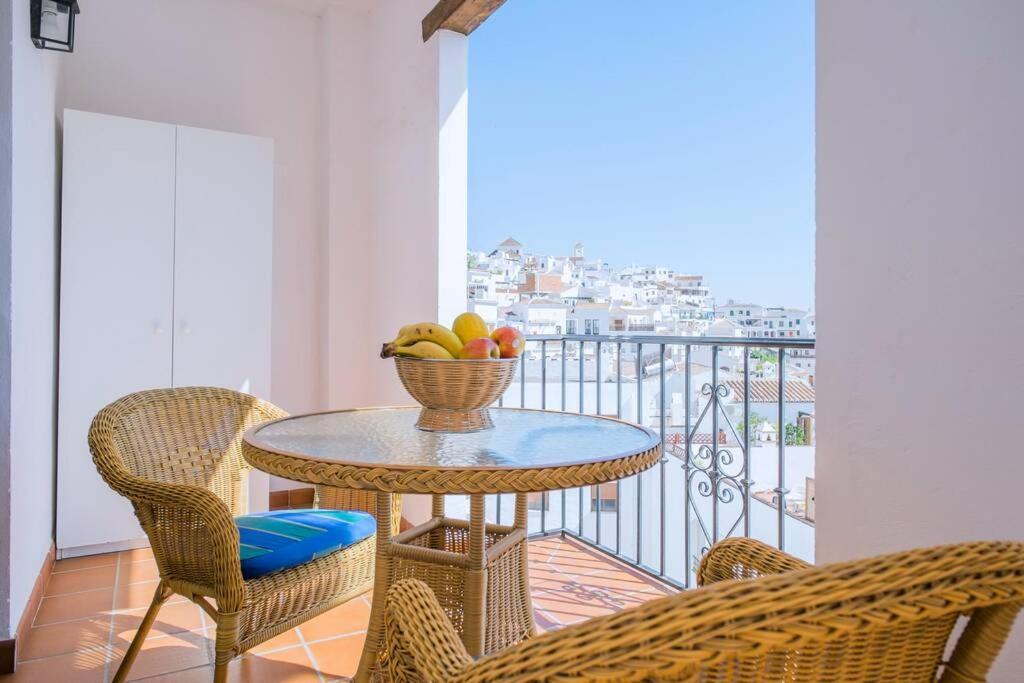 Bonito Apartamento Piscina Wifi Frigiliana Dış mekan fotoğraf
