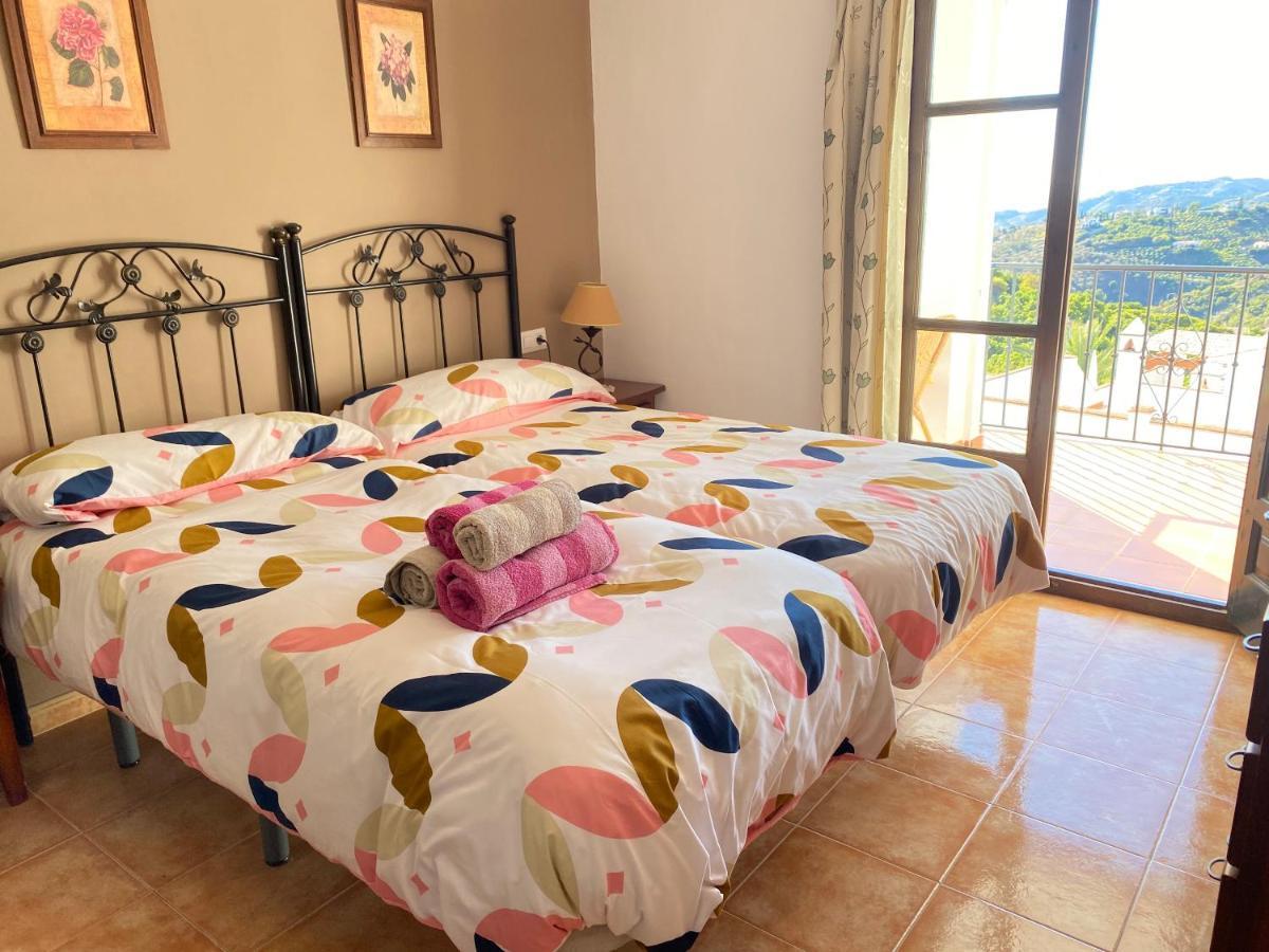 Bonito Apartamento Piscina Wifi Frigiliana Dış mekan fotoğraf
